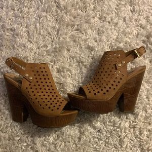 Chunky wooden bottom heels